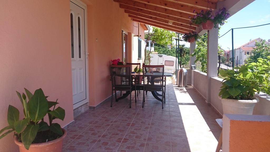 Holiday Home Dutch Šibenik Exterior foto